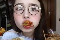 吃瓜南京红姐长相,瓜田里的美丽传奇