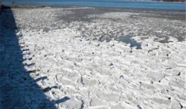 大海吃冰瓜视频,夏日清凉美食大挑战