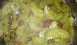 这个瓜怎么炒着吃,探索“这个瓜”的独特炒制风味